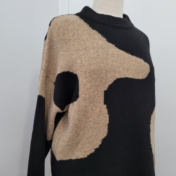 Dynamite Jacquard Crewneck Sweater - Picture 3 of 6